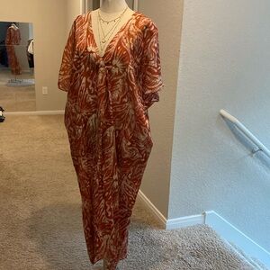 Brand new with Tags Zara dress/swimsuit cover up Size L